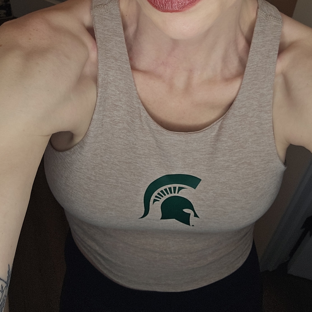 Beyond Yoga Michigan State Tan/Pink Crop Top - Picture 5 of 14